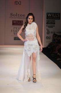 Shazahn Padamsee feet photo 14