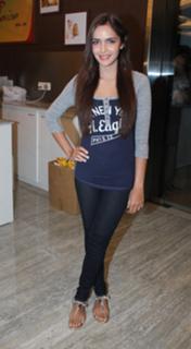 Shazahn Padamsee feet photo 12