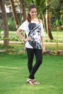 Shazahn Padamsee feet photo 19