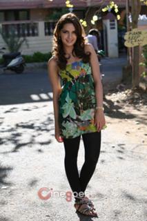 Shazahn Padamsee feet photo 16