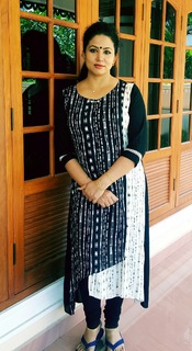Sheelu Abraham feet photo 12