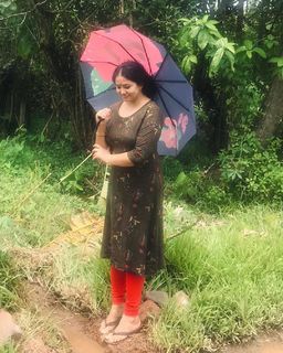Sheelu Abraham feet photo 4