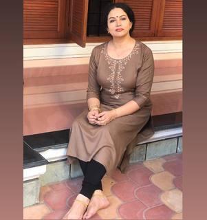 Sheelu Abraham feet photo 4