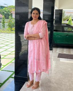 Sheelu Abraham feet photo 14