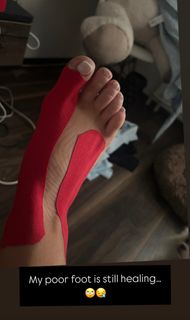 Sheena Bathory feet photo 6