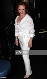 Sheena Easton feet photo 13