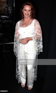 Sheena Easton feet photo 12