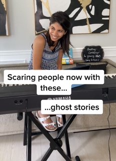 Sheena Melwani feet photo thumbnail