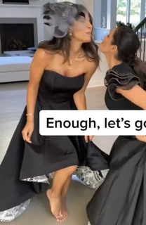 Sheena Melwani feet photo thumbnail