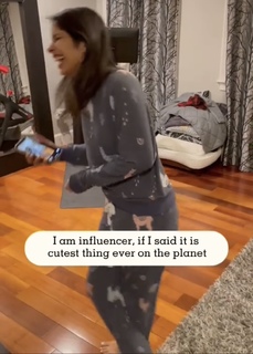 Sheena Melwani feet photo thumbnail