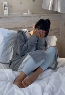 Sheena Melwani feet photo thumbnail