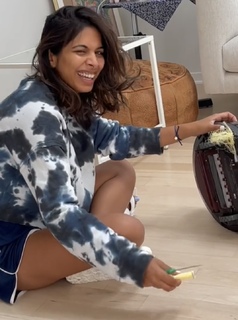 Sheena Melwani feet photo thumbnail