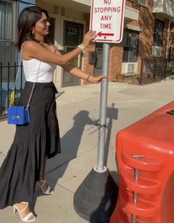 Sheena Melwani feet photo thumbnail