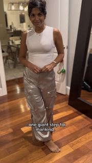 Sheena Melwani feet photo thumbnail