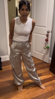 Sheena Melwani feet photo thumbnail