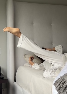 Sheena Melwani feet photo thumbnail