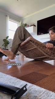 Sheena Melwani feet photo thumbnail