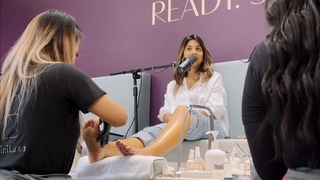 Sheena Melwani feet photo thumbnail