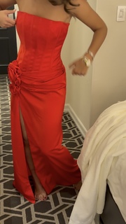 Sheena Melwani feet photo thumbnail