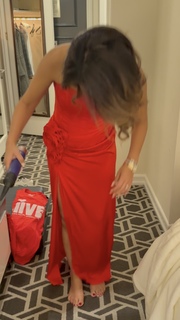 Sheena Melwani feet photo thumbnail