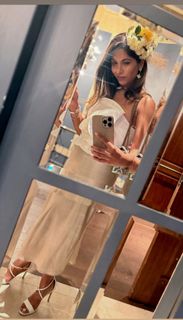 Sheena Melwani feet photo thumbnail