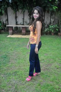 Sheena Shahabadi feet photo 2