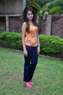 Sheena Shahabadi feet photo 20