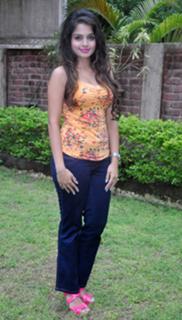 Sheena Shahabadi feet photo 18
