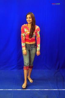Sheena Shahabadi feet photo 10