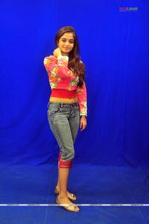 Sheena Shahabadi feet photo 6