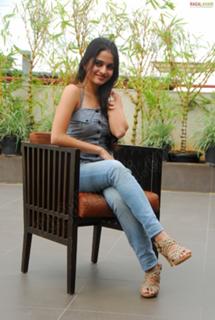 Sheena Shahabadi feet photo 1