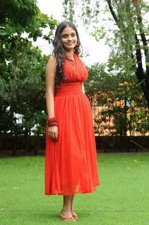 Sheena Shahabadi feet photo 16