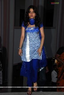 Sheena Shahabadi feet photo 4