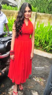 Sheena Shahabadi feet photo 5