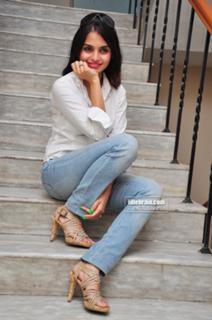 Sheena Shahabadi feet photo 13