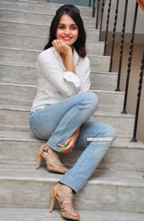 Sheena Shahabadi feet photo 12