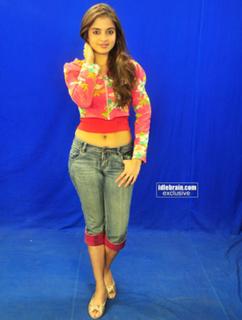 Sheena Shahabadi feet photo 19