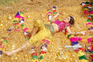 Sheena Shahabadi feet photo 3