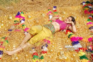 Sheena Shahabadi feet photo 1