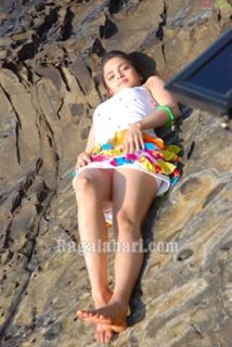 Sheena Shahabadi feet photo 18