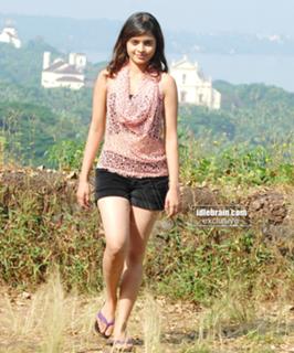Sheena Shahabadi feet photo 7