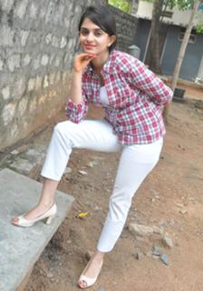 Sheena Shahabadi feet photo 15