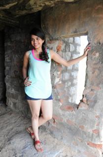 Sheena Shahabadi feet photo 12