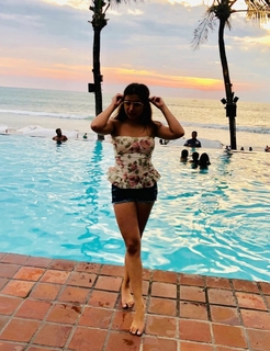 Shefali Bagga feet photo 16