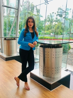 Shefali Bagga feet photo 9