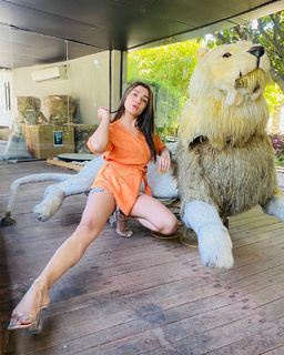 Shefali Bagga feet photo 17