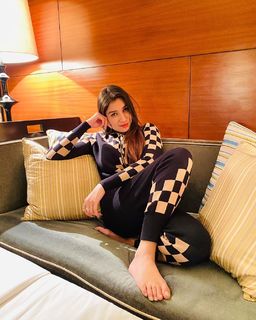 Shefali Bagga feet photo 16