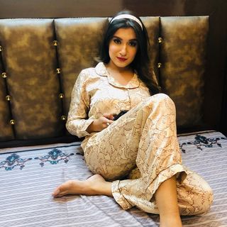 Shefali Bagga feet photo 11