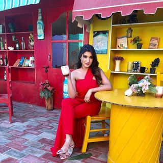 Shefali Bagga feet photo 6