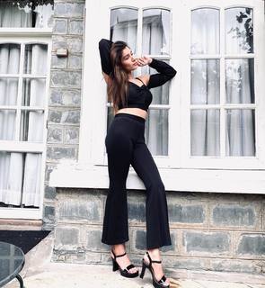 Shefali Bagga feet photo 12